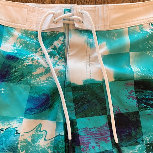 NWOT. American eagle swimsuit for men - Picture 3 of 10